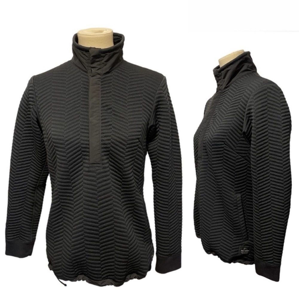 Helly Hansen Lillo Black
Chevron Pullover Sweater Medium EUC